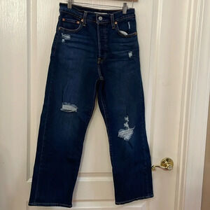 Levi’s Ribcage Straight Jeans Size 28